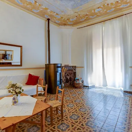 Palazzo Storico Del 1600 * בוסה